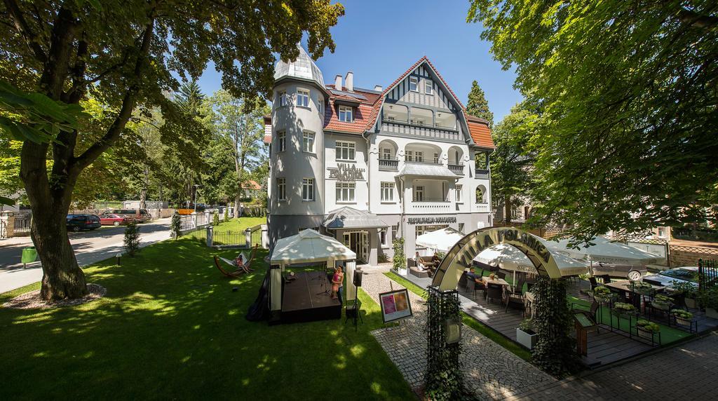 Villa Polanica Exteriör bild